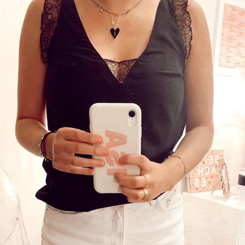 Super cute black top
